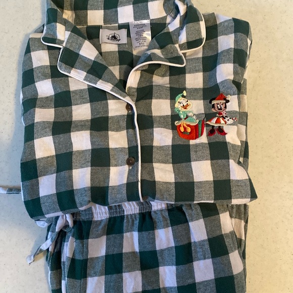 Disney Intimates Sleepwear Disney Christmas Pajamas Poshmark Disney intimates sleepwear disney christmas pajamas poshmark